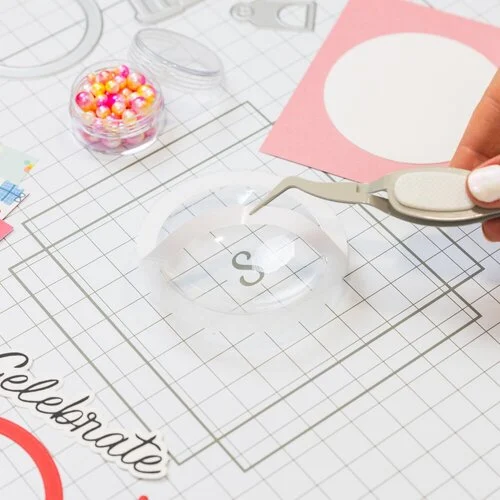 Scrapbook.com - Shaker Domes - Stick-On Clear Dimensional Shapes - Circles - 5 Pack