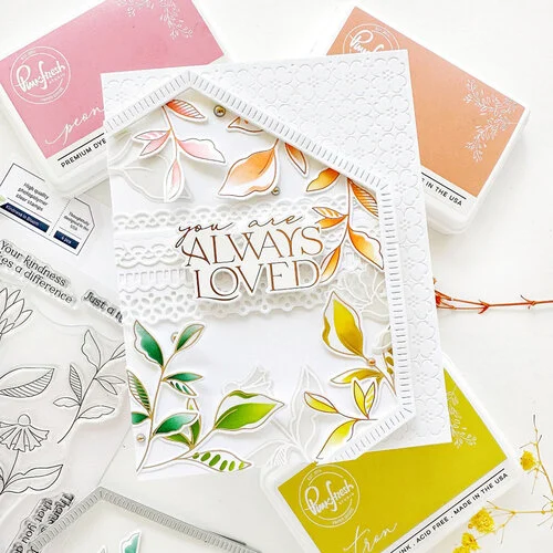Pinkfresh Studio - Essentials Collection - Dies - Brackets - Blanket Stitch