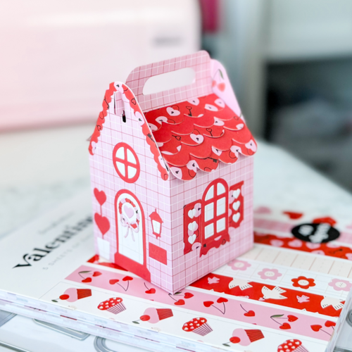 Scrapbook.com - Decorative Die Set - House Treat Box with Valentine Add-On Bundle 7 Scrapbook.com - Decorative Die Set - House Treat Box with Valentine Add-On Bundle