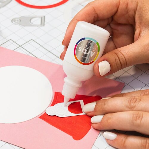Scrapbook.com - Artis Craft Glue - Perfect for Paper - 1 fl oz