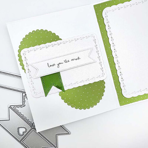 Emily Moore Designs - Dies - The Doily Shaker