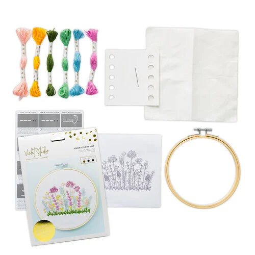 Violet Studio - Kit - Make Your Own Embroidered Decoration