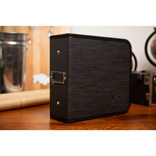 Sizzix - Tim Holtz - Die Storage Binder - Black 3 Sizzix - Tim Holtz - Die Storage Binder - Black