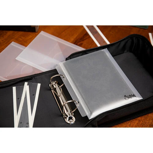 Sizzix - Tim Holtz - Die Storage Binder - Black 7 Sizzix - Tim Holtz - Die Storage Binder - Black
