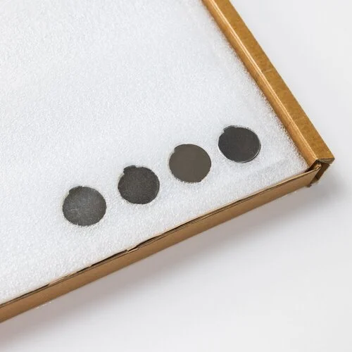Scrapbook.com - Magnetic Glass Mat with Grids - 13 x 13 - Includes 4 Magnets 12 Scrapbook.com - Magnetic Glass Mat with Grids - 13 x 13 - Includes 4 Magnets