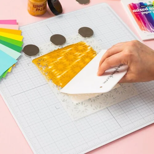 Scrapbook.com - Magnetic Glass Mat with Grids - 13 x 13 - Includes 4 Magnets 4 Scrapbook.com - Magnetic Glass Mat with Grids - 13 x 13 - Includes 4 Magnets