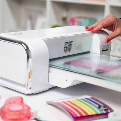 Sizzix - Big Shot Switch Plus Machine Die Cutting Bundle - White - Magnetic Magic Mat and Wavy Dies 5 Sizzix - Big Shot Switch Plus Machine Die Cutting Bundle - White - Magnetic Magic Mat and Wavy Dies