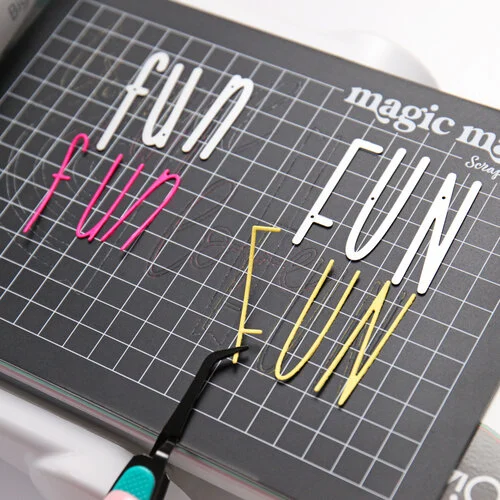 Scrapbook.com - Decorative Die Set - Tall Skinny Alphabet - Upper and Lower