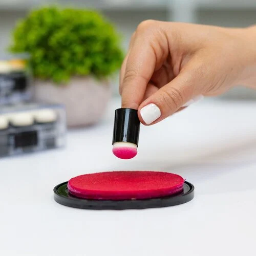 Scrapbook.com - Sponge Dauber Storage Box with 40 Sponge Daubers Included