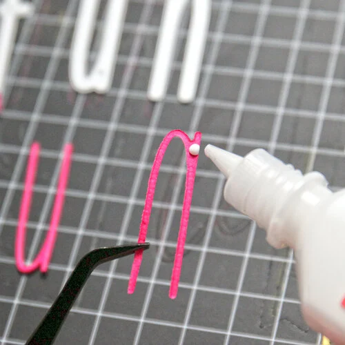 Scrapbook.com - Smart Craft Glue - Liquid - 40ml 7 Scrapbook.com - Smart Craft Glue - Liquid - 40ml