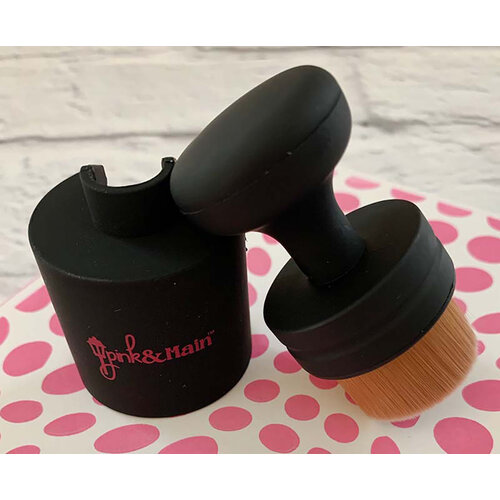 Pink and Main - Ergonomic Blender Brush - Mini 3 Pink and Main - Ergonomic Blender Brush - Mini