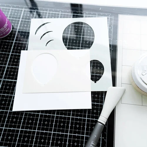 Catherine Pooler Designs - Let's Party Collection - Stencils - Oval Balloon