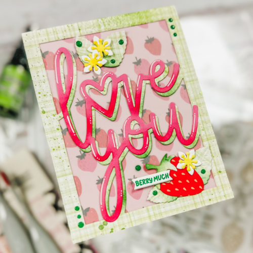 Scrapbook.com - Decorative Die Set - A2 Plate - Love You 4 Scrapbook.com - Decorative Die Set - A2 Plate - Love You