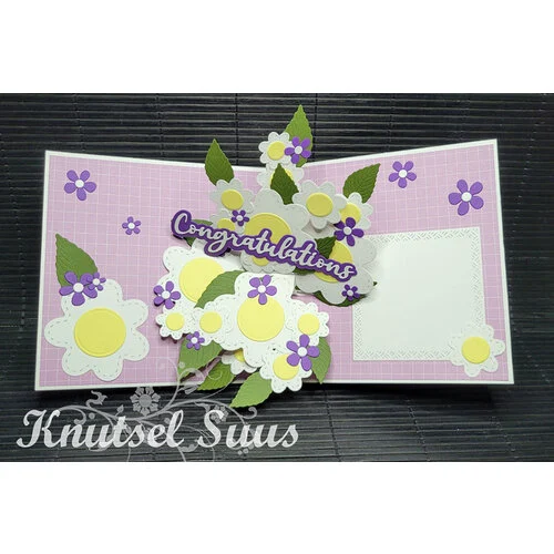 Karen Burniston - Craft Dies - Twist Flower Pop-up