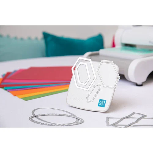Sizzix - Stacey Park - Making Tool Collection - Gotcha Magnetic Craft Stand 3 Sizzix - Stacey Park - Making Tool Collection - Gotcha Magnetic Craft Stand