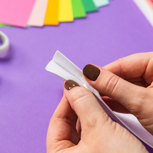 Scrapbook.com - Double Sided Adhesive Foam Squares - White - 1mm Thickness - Small Squares