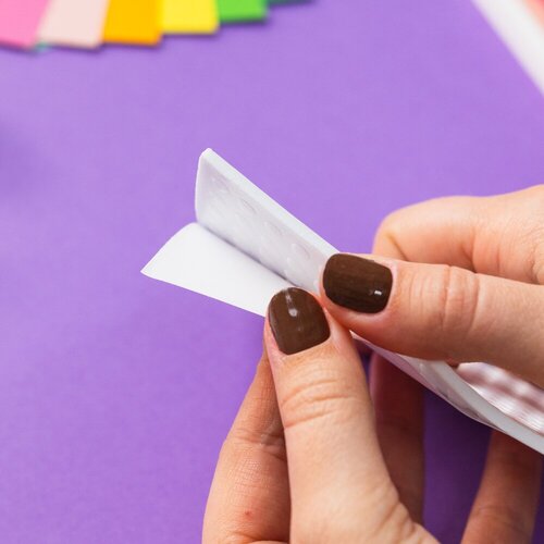 Scrapbook.com - Double Sided Adhesive Foam Rounds - White - 3mm Thickness - Small Rounds