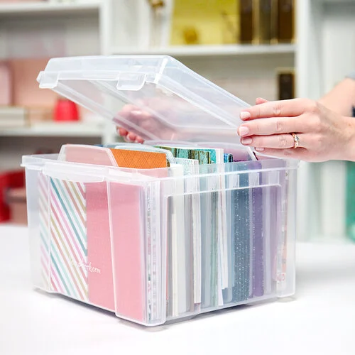 Scrapbook.com - Clear Craft Storage Box - with 6 Tabbed Dividers 2 Scrapbook.com - Clear Craft Storage Box - with 6 Tabbed Dividers