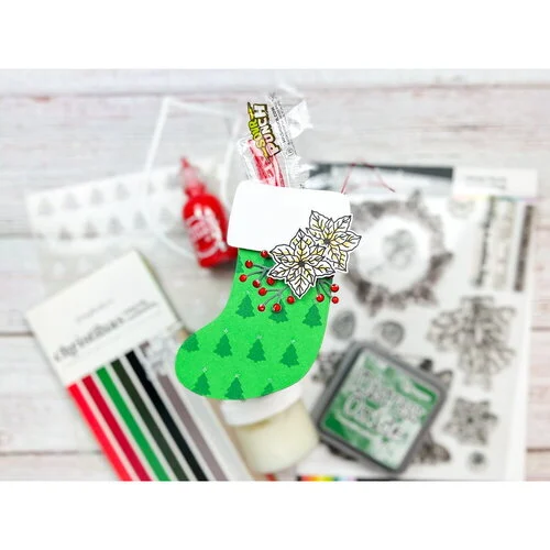 Scrapbook.com - Decorative Die Set - Nested Stockings