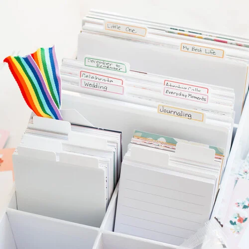 Scrapbook.com - Tabbed Dividers with Labels - 4x6 - White - 8 Piece Set 6 Scrapbook.com - Tabbed Dividers with Labels - 4x6 - White - 8 Piece Set