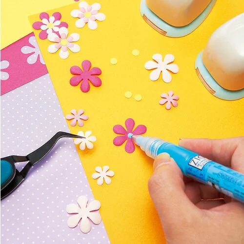 Kuretake - ZIG - Memory System - 2 Way Glue - Squeeze and Roll - 3 Piece Set