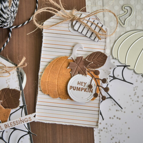 Scrapbook.com - Decorative Die Set - Build and Layer - Pumpkin House 5 Scrapbook.com - Decorative Die Set - Build and Layer - Pumpkin House