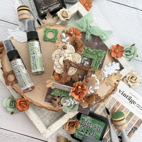 Ranger Ink - Tim Holtz - Distress Spritz - 12 Pack Bundle 3 with Storage Tin 9 Ranger Ink - Tim Holtz - Distress Spritz - 12 Pack Bundle 3 with Storage Tin