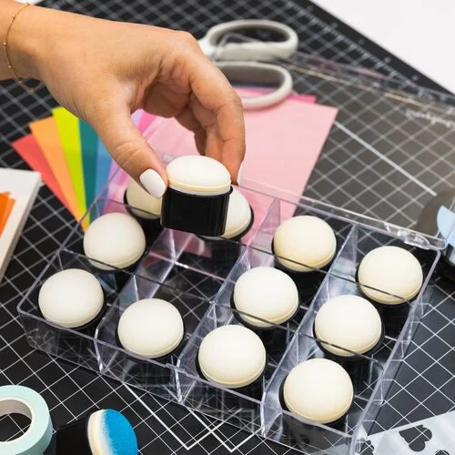 Scrapbook.com - Jumbo Sponge Dauber Storage Box