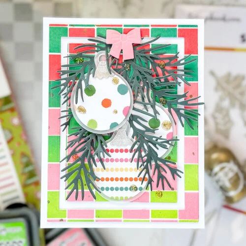 Ranger Ink - Tim Holtz - Distress Oxide Ink Pad - Festive Berries 4 Ranger Ink - Tim Holtz - Distress Oxide Ink Pad - Festive Berries