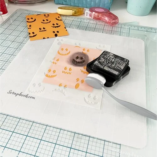 Scrapbook.com - Project Grip - Double Sided Silicone Craft Mat - White - Medium - 12x12