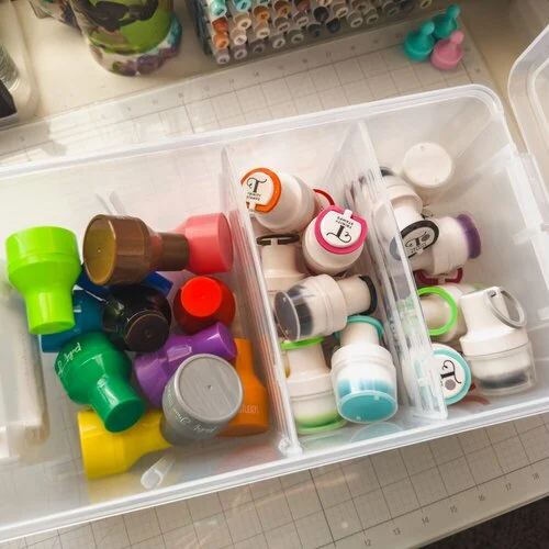 Scrapbook.com - Multi-Craft Storage Bin - with 3 Dividers and Removable Brush and Marker Holder Grid 8 Scrapbook.com - Multi-Craft Storage Bin - with 3 Dividers and Removable Brush and Marker Holder Grid