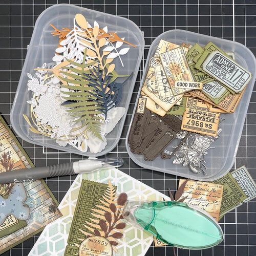 Scrapbook.com - Stack-n-Sort Trays - Small - Frost - 6 Pack 8 Scrapbook.com - Stack-n-Sort Trays - Small - Frost - 6 Pack