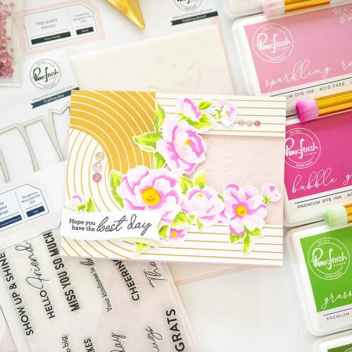 Pinkfresh Studio - Layering Stencils - Peony Fantasy