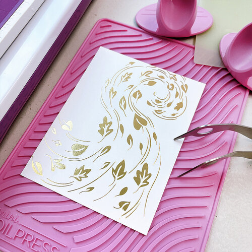 Catherine Pooler Designs - Feeling Fall Collection - Hot Foil Plate - Swirling Leaves 2 Catherine Pooler Designs - Feeling Fall Collection - Hot Foil Plate - Swirling Leaves