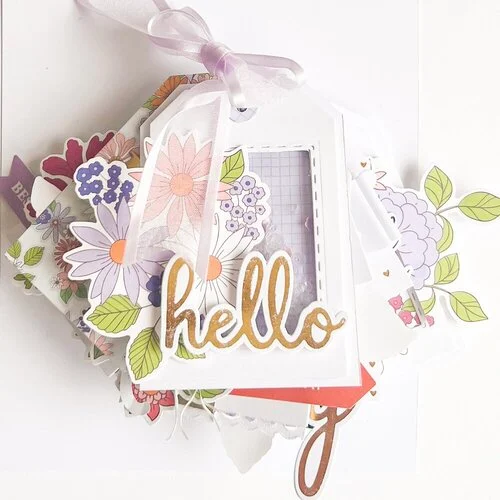 Pinkfresh Studio - Dies - Shaker Tag Book