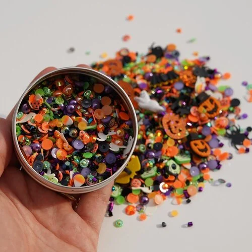 Buttons Galore and More - Shaker Elementz Collection - Embellishments - Chilling 7 Buttons Galore and More - Shaker Elementz Collection - Embellishments - Chilling