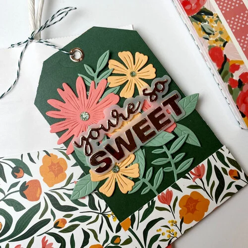 Scrapbook.com - Decorative Die Set - Market Bloom - Florals 12 Scrapbook.com - Decorative Die Set - Market Bloom - Florals