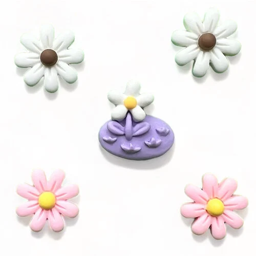 Buttons Galore and More - Flatbackz Collection - Embellishments - Daisy Field 1 Buttons Galore and More - Flatbackz Collection - Embellishments - Daisy Field