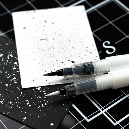 Scrapbook.com - Lustre Brush Marker Set - Black and White - 2 Pack 5 Scrapbook.com - Lustre Brush Marker Set - Black and White - 2 Pack