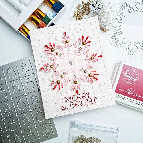 Pinkfresh Studio - Magical Holiday Collection - Press Plates - Radiating Snowflake 6 Pinkfresh Studio - Magical Holiday Collection - Press Plates - Radiating Snowflake